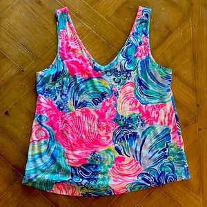 Lilly Pulitzer tank, thick straps, bright and colorful!! Pattern is beautiful!